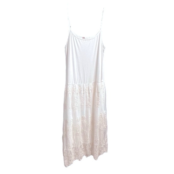 Floral Lace Trim Camisole Dress
Spaghetti Straps Ivory S - Picture 2 of 8